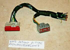4R83-2C496-BD JAGUAR Plugs Bg Bk Rear Parking Brake Handbrake